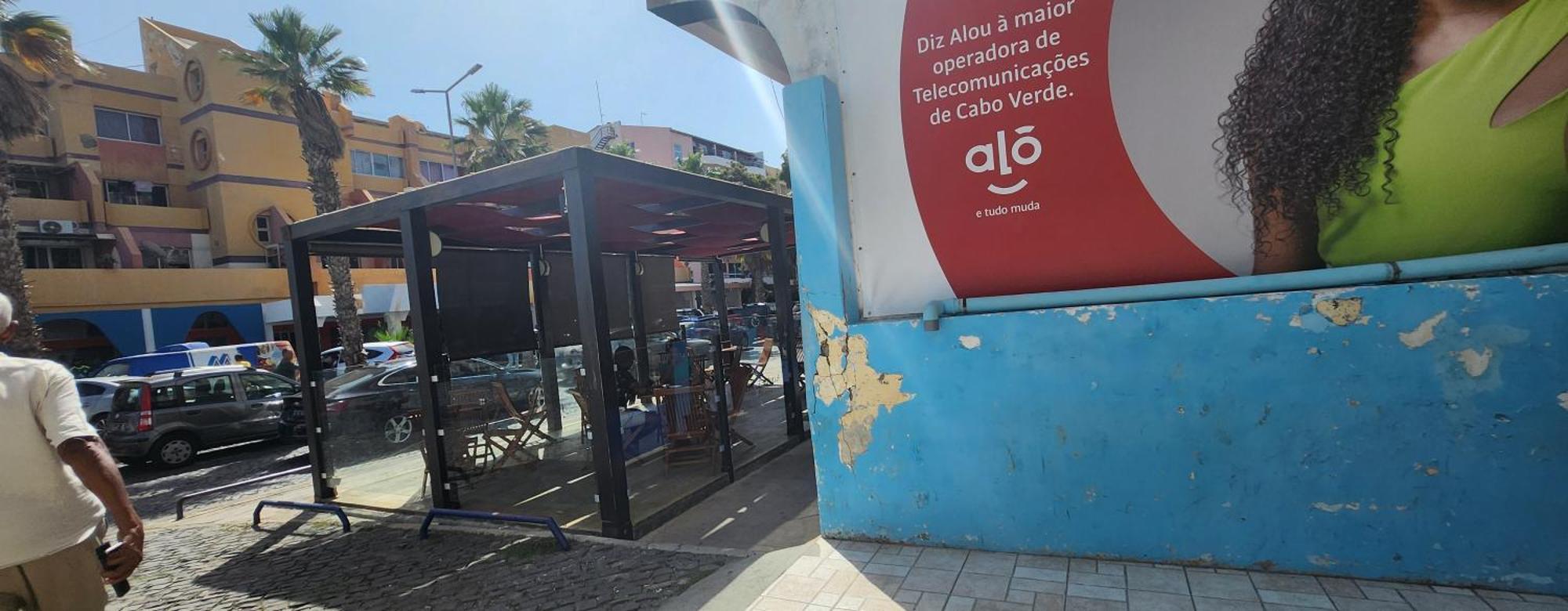 No Cash Accepted-Meeting Point Hostel- Praia, Also In Tarrafal & Fogo Exterior foto